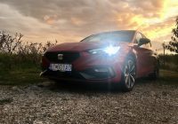Seat Leon 1.5 TSI EVO 130k FR pôsobí ladne z každej strany