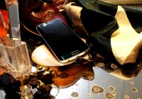 Samsung Galaxy S6 a S6 edge vyvolali zlatú horúčku,  fakty o zlate, ale aj o iných farbách.