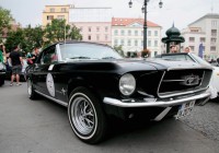 V histórii automobilizmu existuje iba niekoľko značiek, ktorých história je dlhšia ako jedno storočie.