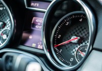 Slovenskí motoristi siahajú po novších jazdenkách, stúpla aj výška úverov.