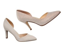 Nevesty od Deichmanna.