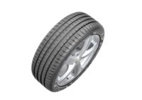 Mercedes-Benz si pre vozidlá triedy E vybral pneumatiky Goodyear.