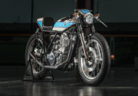 „To nie je len motorka, ale skutočné umelecké dielo.“ Dunlop sa podieľa na exkluzívnom, ručne postavenom motocykle Krugger „Yardbuilt“ SR400.