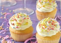 Silvestrovské cupcakes s vaječným likérom