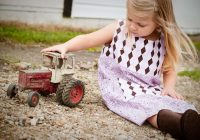 Prázdniny na dedine. Čo všetko deťom hrozí?