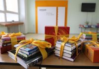 Amazon venuje slovenským školám čítačky