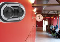 Kamera Axis má unikátny dizajn s dvoma senzormi